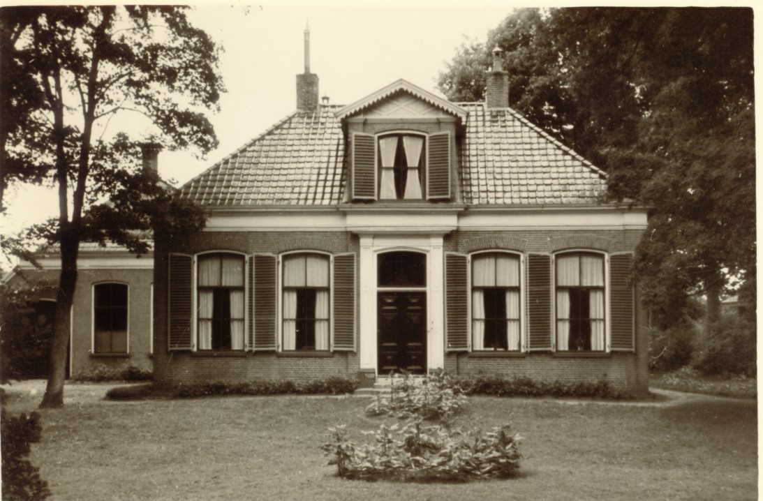 1596.jpg