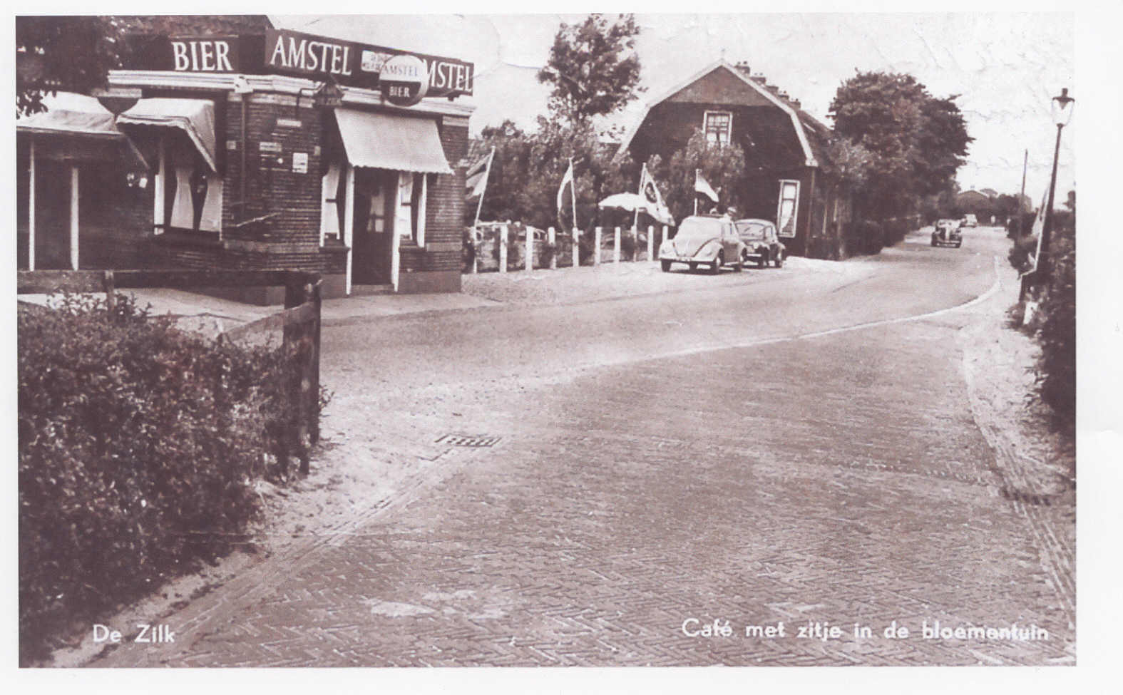 De Zilk cafe met zitje.jpg