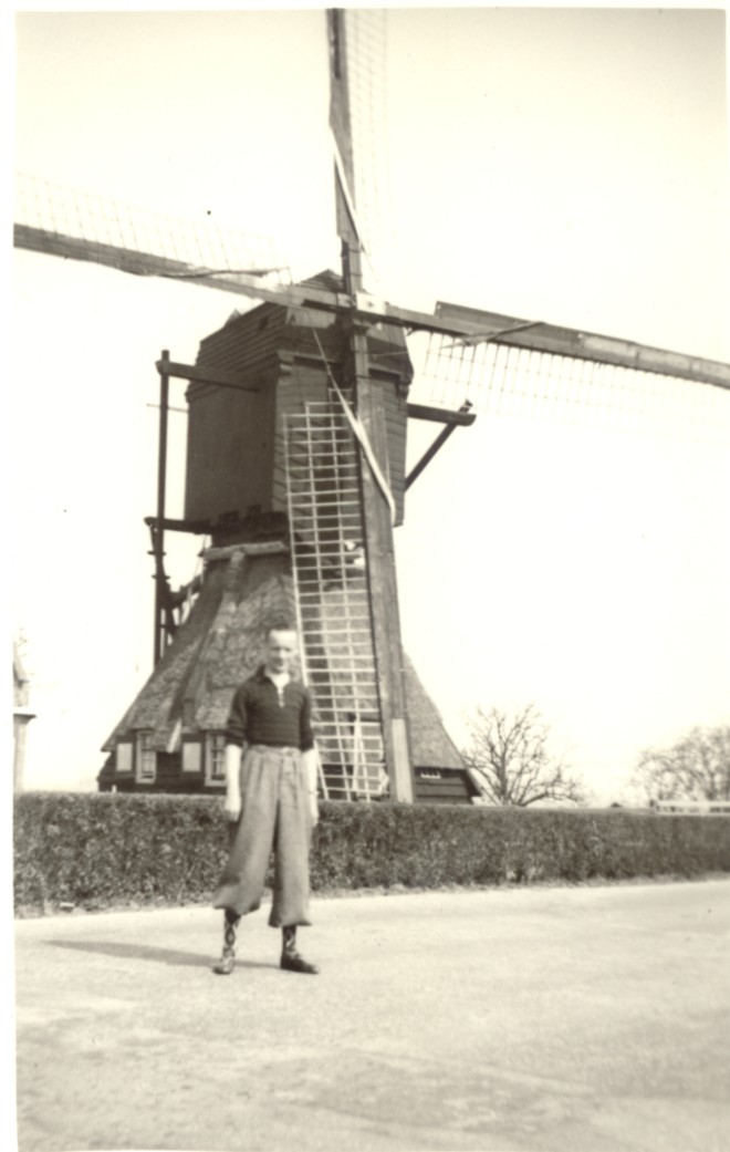 1834.jpg