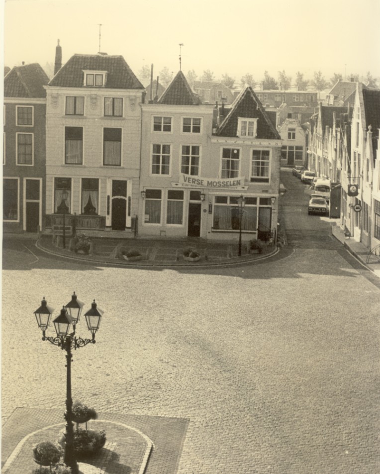 1845g.jpg