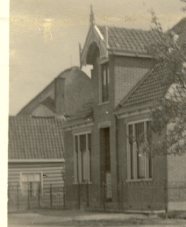 1882a.jpg
