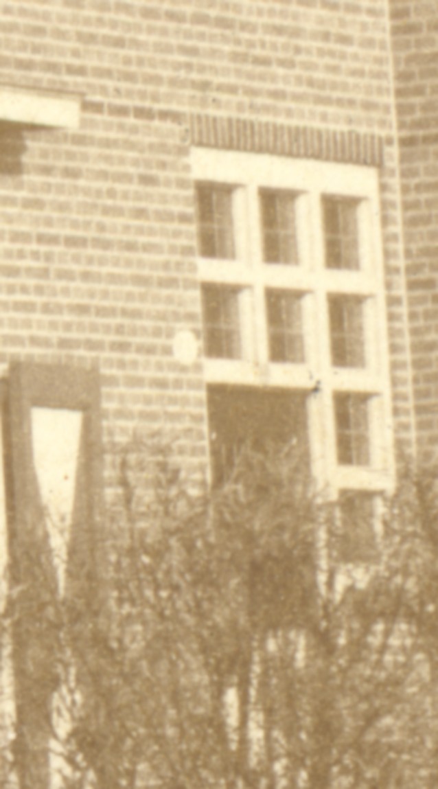 1883a.jpg