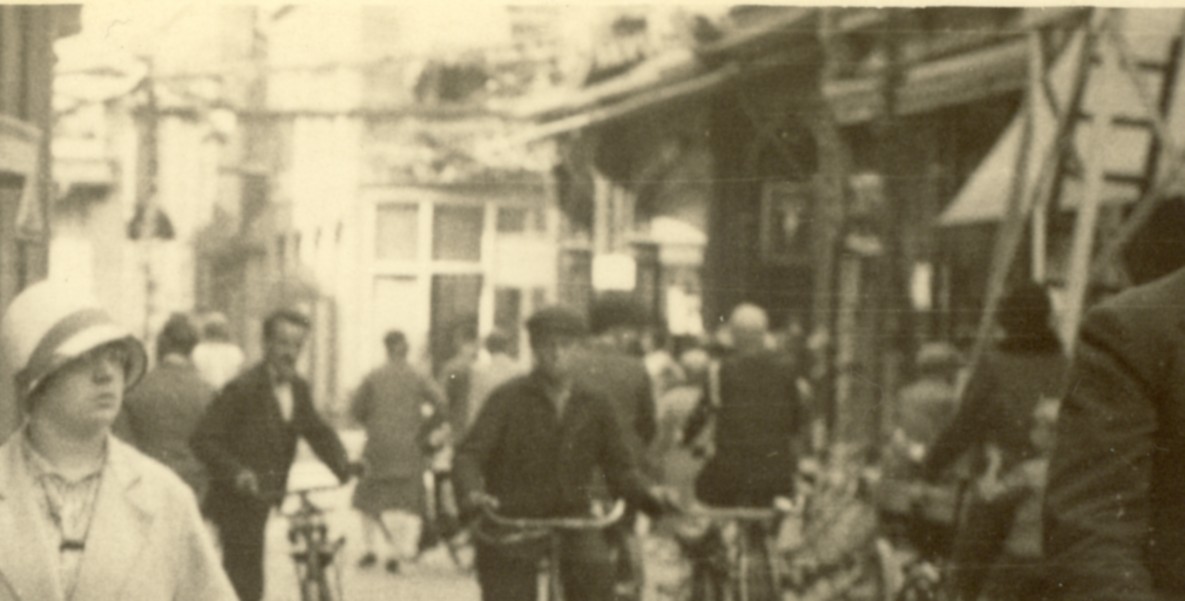 1900a.jpg