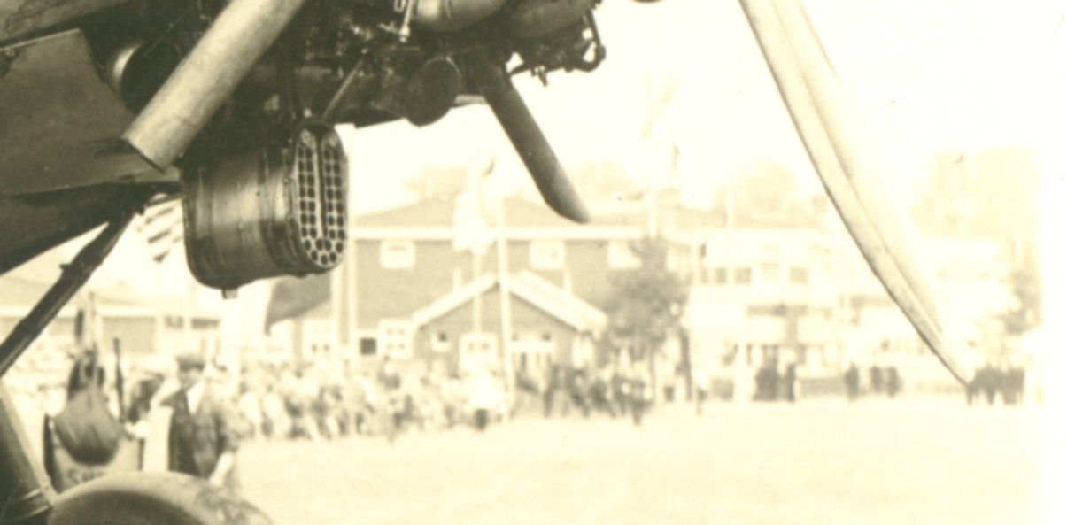1887a.jpg