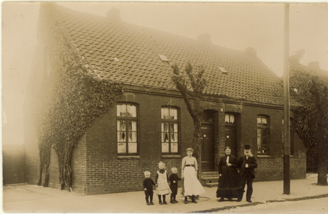 1929.jpg