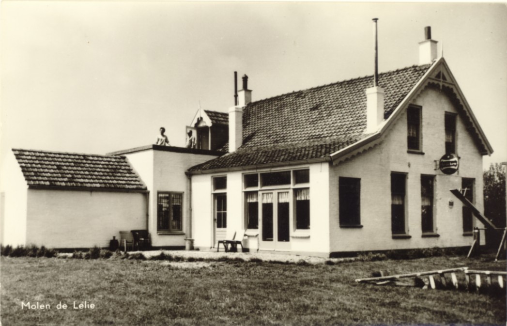 1983.jpg