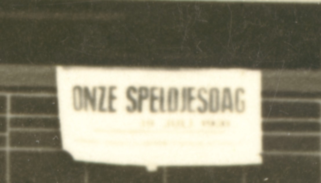 2112a.jpg