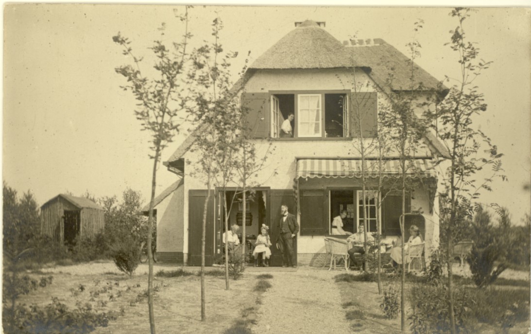 2166.jpg